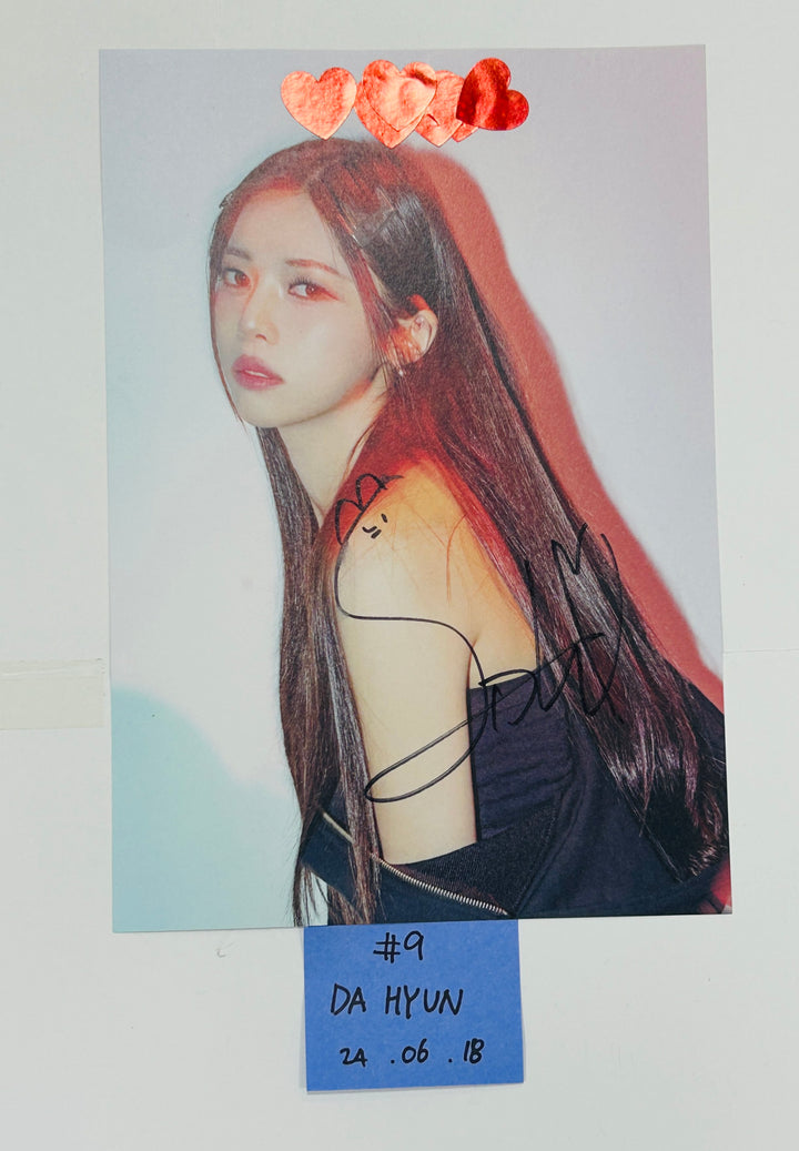 TripleS - A Cut Page From Fansign Event Album [24.6.18] - HALLYUSUPERSTORE