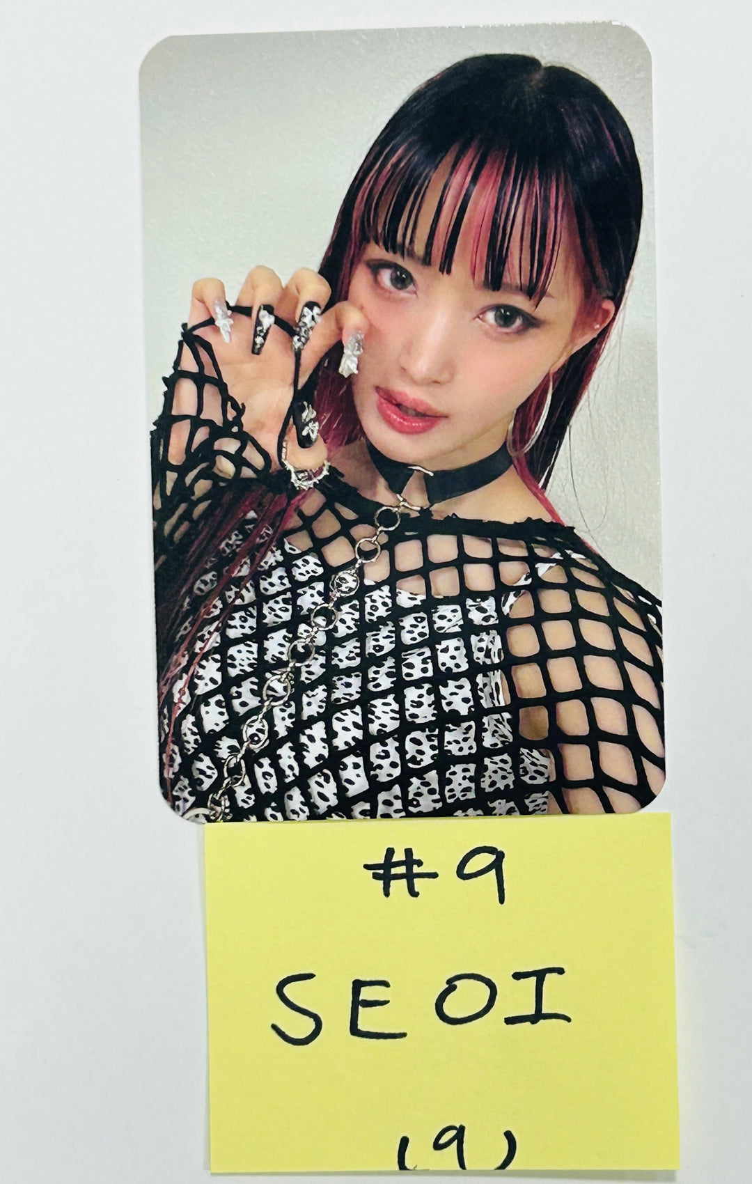 H1-KEY "LOVE or HATE" - Official Photocard, ID Photo [24.6.20] - HALLYUSUPERSTORE