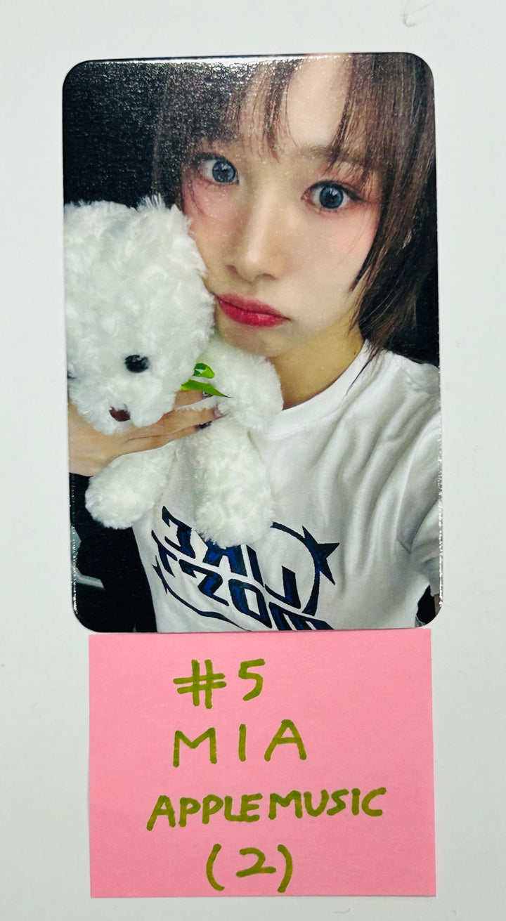 Everglow "ZOMBIE " - Apple Music Fansign Event Photocard [24.6.20] - HALLYUSUPERSTORE