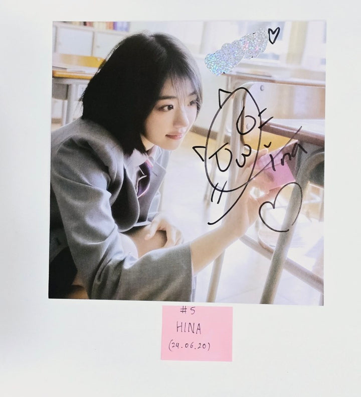 QWER "MANITO" - A Cut Page From Fansign Event Album [24.6.20] - HALLYUSUPERSTORE