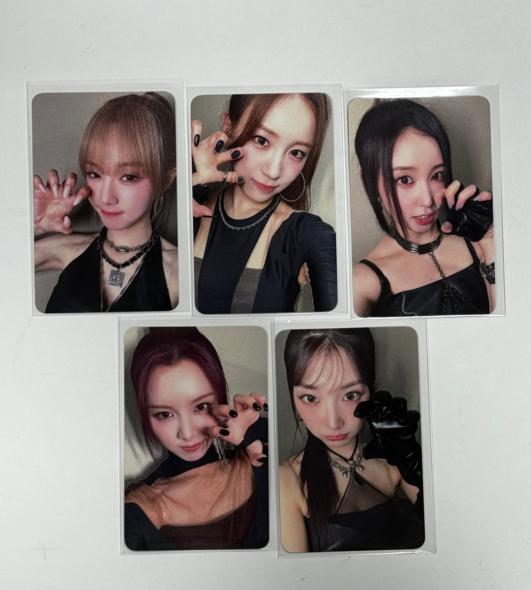 Wooah "Unframed" - Withmuu Pre-order Benefit Photocard [24.6.25] - HALLYUSUPERSTORE