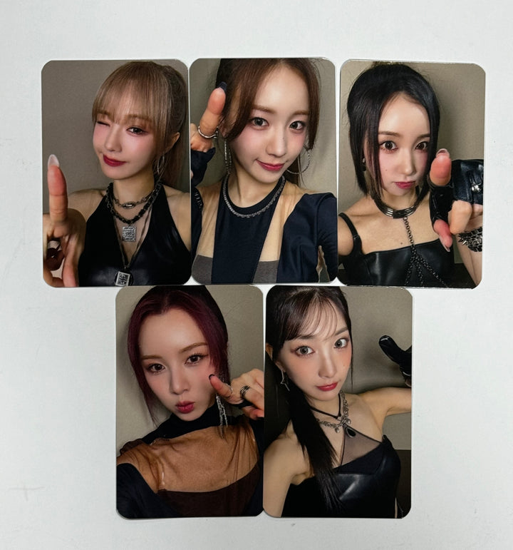 Wooah "Unframed" - Apple Music Fansign Event Photocard [24.6.25] - HALLYUSUPERSTORE