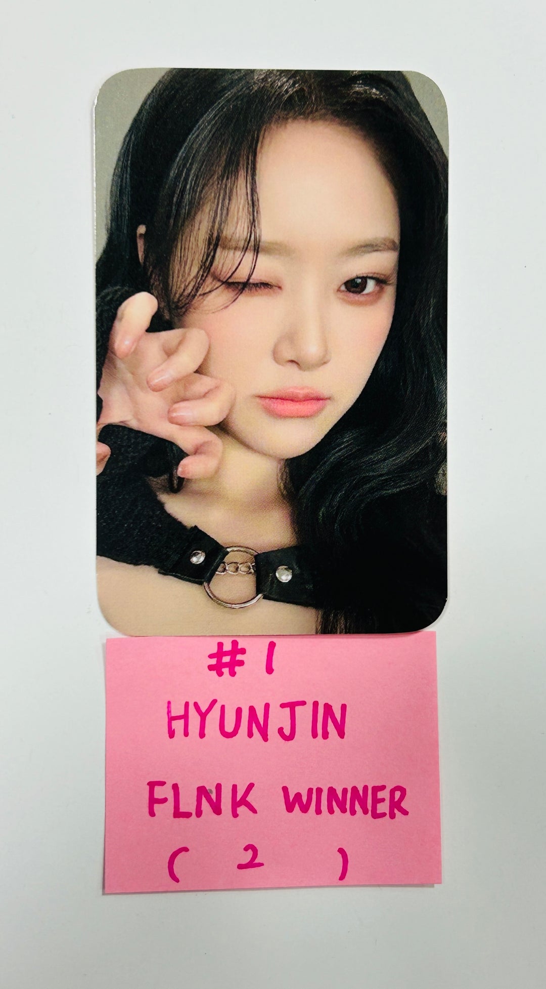 Loossemble "One of a Kind" - FLNK Shop Fansign Event Winner Photocard [24.6.25] - HALLYUSUPERSTORE