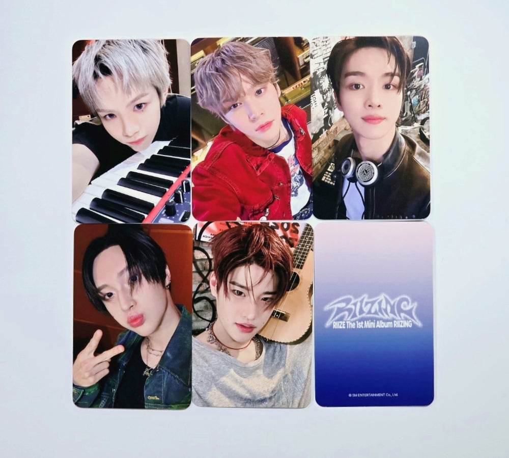 RIIZE "RIIZING" - Dear My Muse Pre-Order Benefit Photocard (Collect Book Ver.) [24.06.26] - HALLYUSUPERSTORE