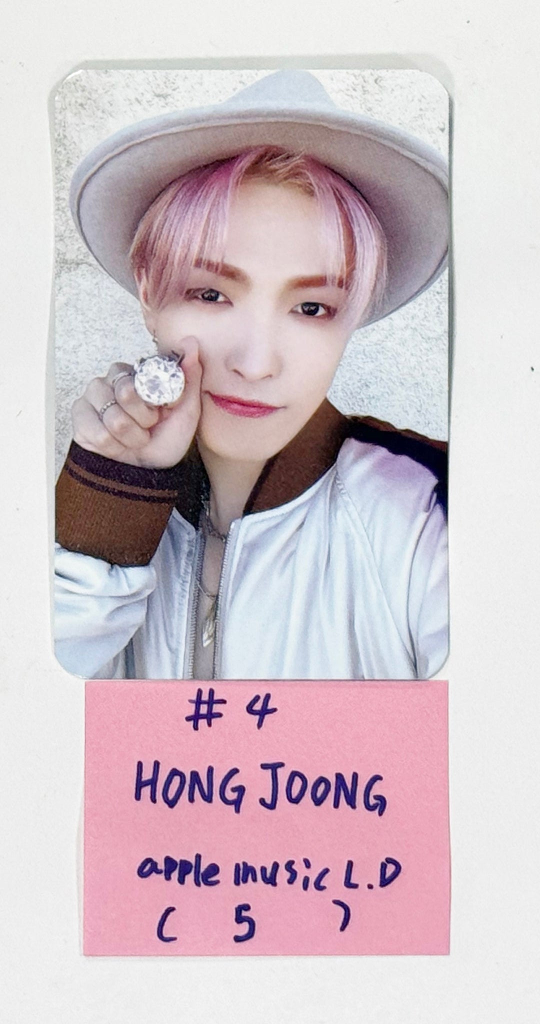 Ateez "GOLDEN HOUR : Part.1" - Apple Music Lucky Draw Event Photocard [24.6.28] - HALLYUSUPERSTORE