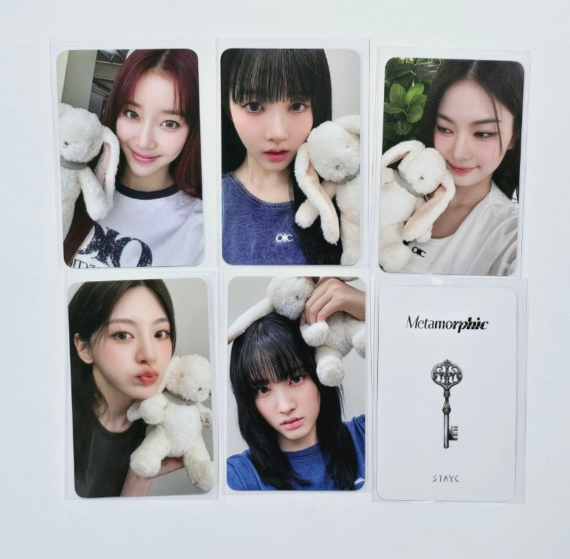 STAYC "Metamorphic" - Pop-Up SPACE MD Event Photocard [24.6.28] - HALLYUSUPERSTORE
