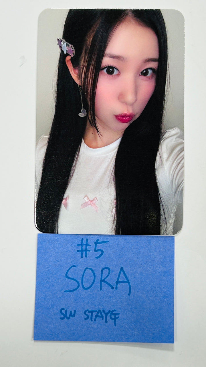 Wooah "Unframed" - Soundwave Fansign Event Photocard [StayG Ver.] [24.7.1] - HALLYUSUPERSTORE