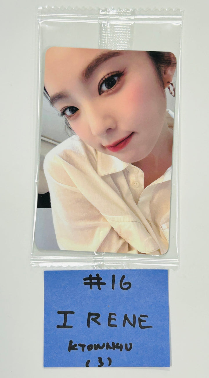 Red Velvet "Cosmic" - [Interasia, Everline, Ktown4U, Soundwave] Pre-Order Benefit Photocard [24.7.1] - HALLYUSUPERSTORE