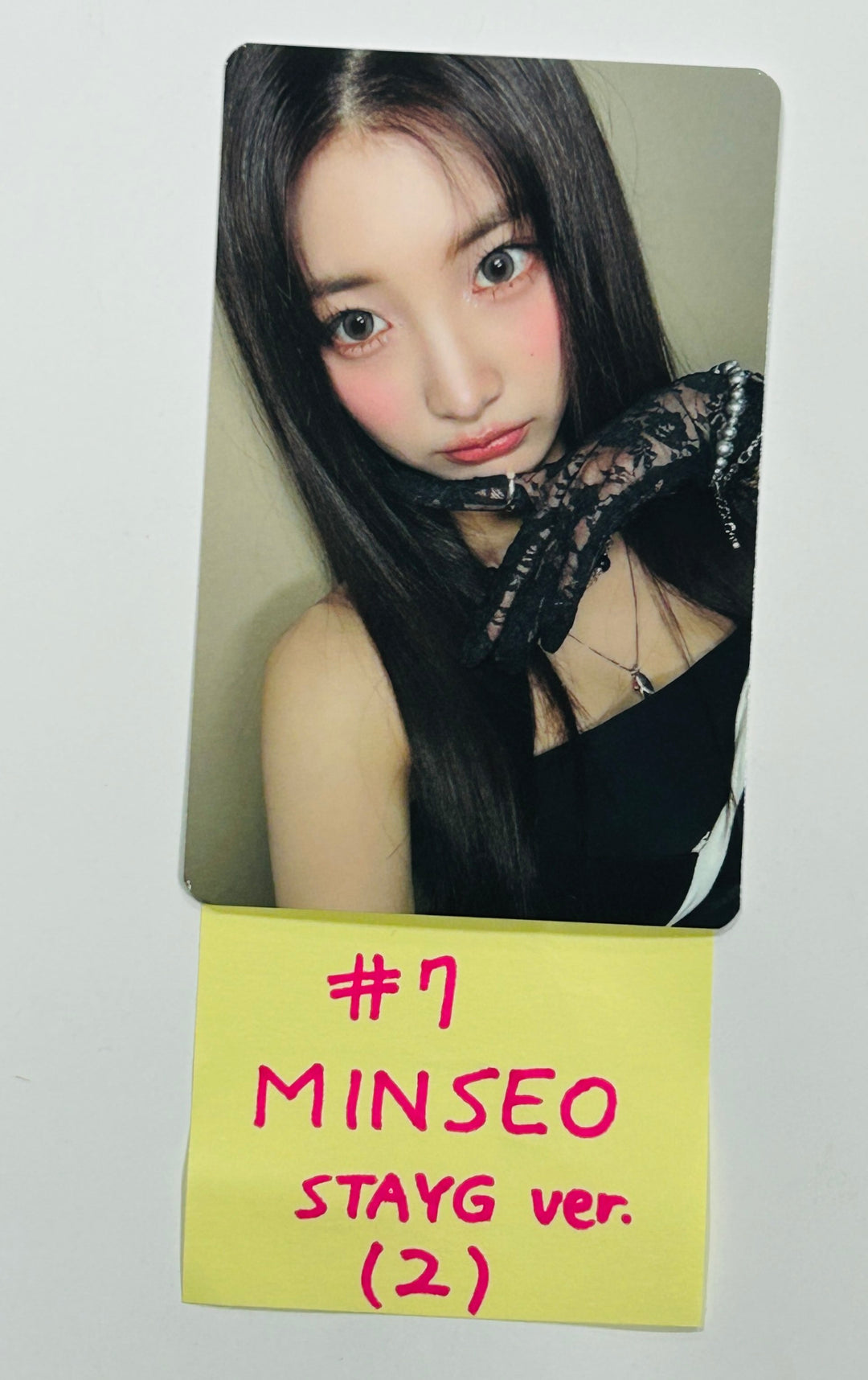 Wooah "Unframed" - Official Photocard [StayG Ver.] [24.7.1] - HALLYUSUPERSTORE