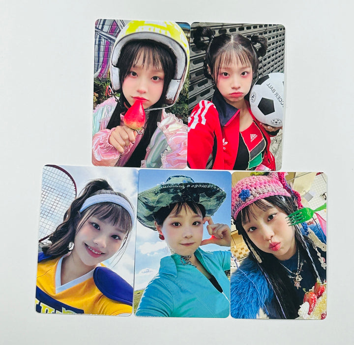 CHUU "Strawberry Rush" - Official Photocard (STAYG Album Ver.) [24.7.1] - HALLYUSUPERSTORE
