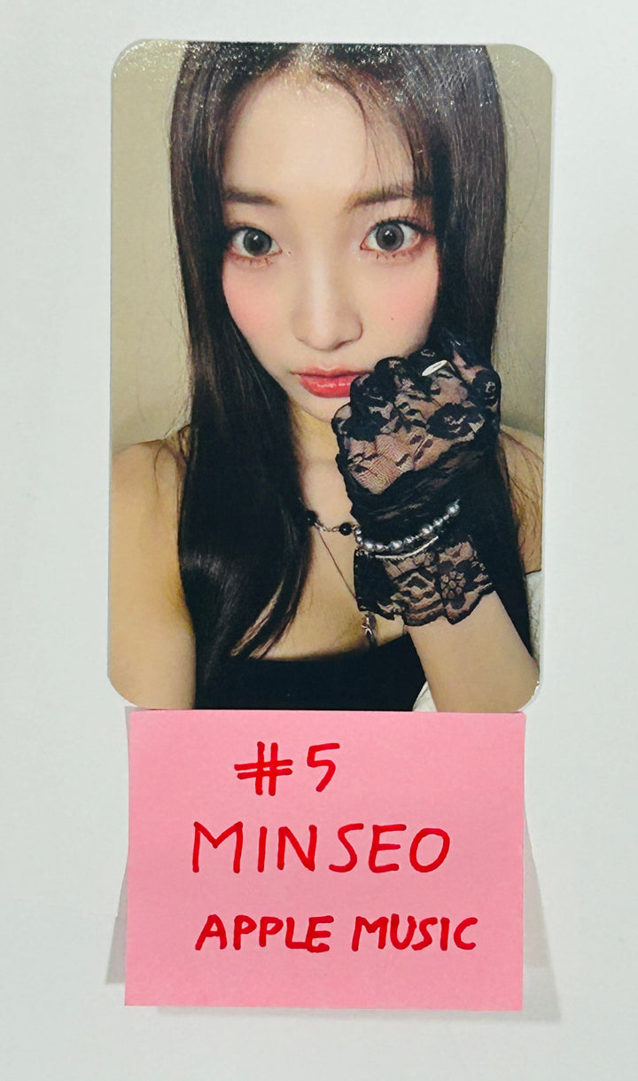 Wooah "Unframed" - Apple Music Fansign Event Photocard Round 2 [24.7.2] - HALLYUSUPERSTORE