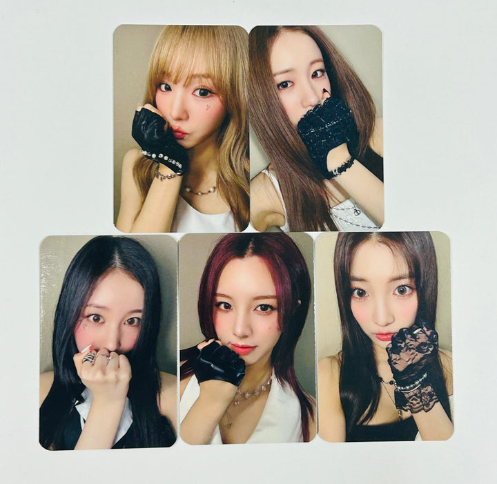 Wooah "Unframed" - Apple Music Fansign Event Photocard Round 2 [24.7.2] - HALLYUSUPERSTORE