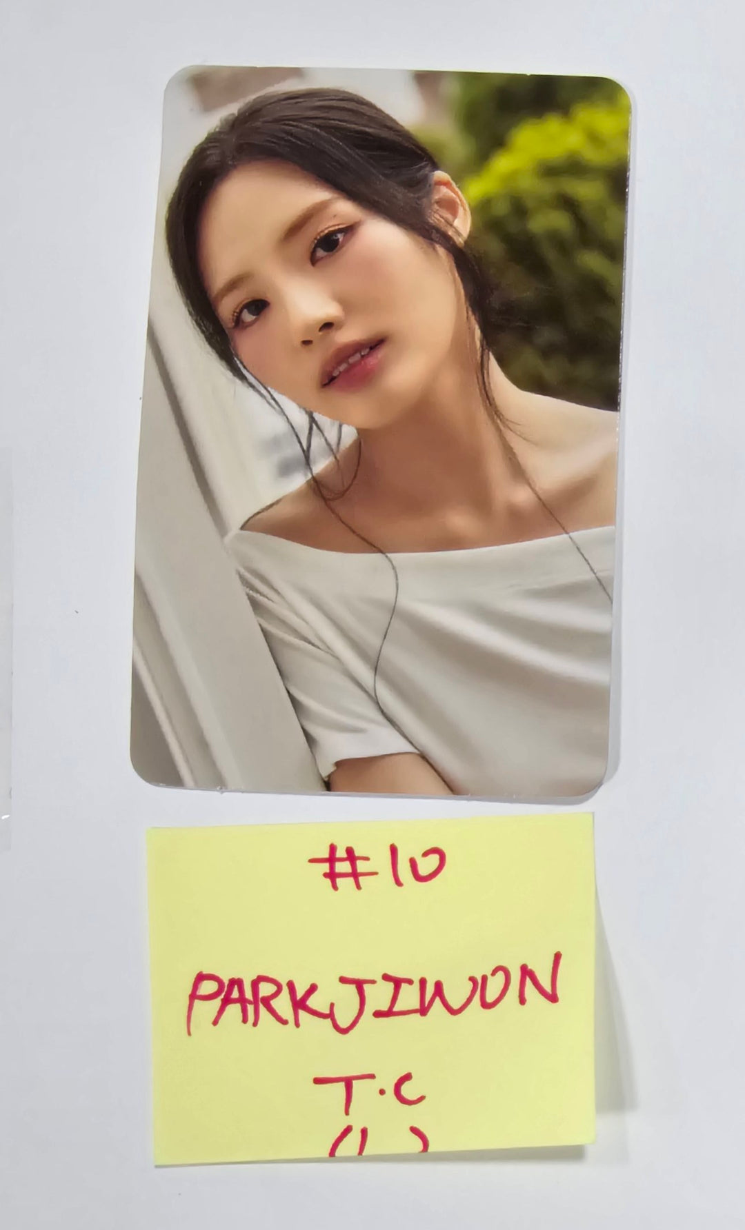 Fromis_9 "FROM SUMMER" Photo Exhibition - Official Trading Photocard [24.7.5] - HALLYUSUPERSTORE