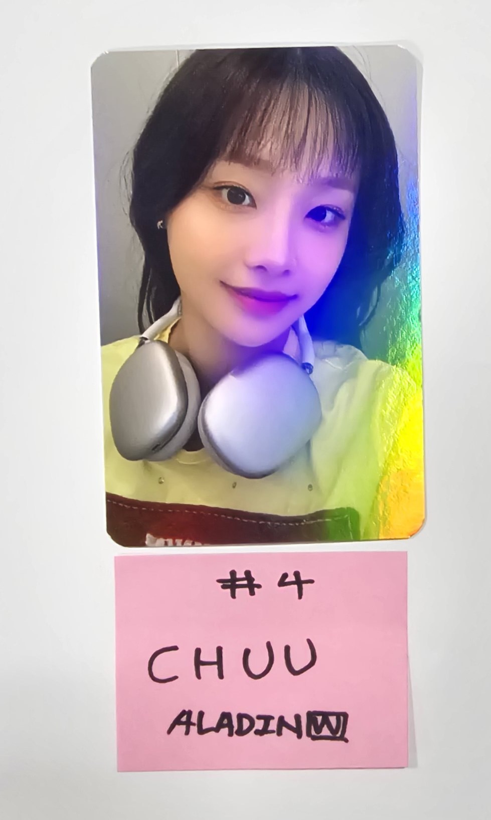 CHUU "Strawberry Rush" - Aladin Fansign Event Winner Hologram Photocard [24.7.5] - HALLYUSUPERSTORE