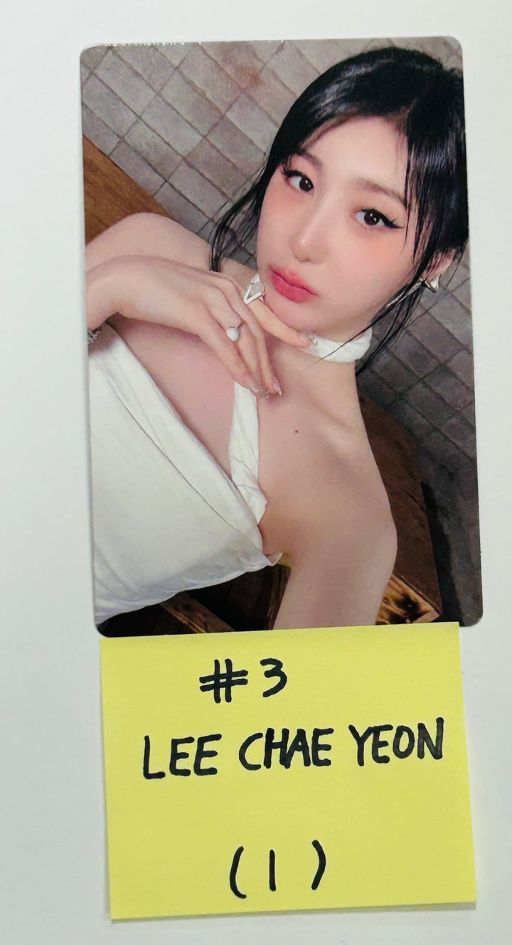 Lee Chae Yeon "SHOWDOWN" - Official Photocard [Standard &amp; Poca Album Ver.] [24.7.5] - HALLYUSUPERSTORE