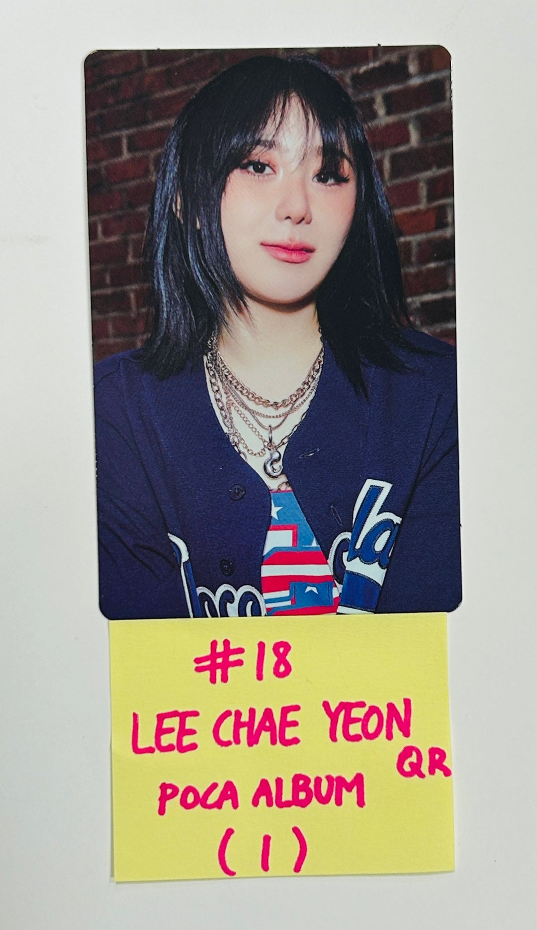Lee Chae Yeon "SHOWDOWN" - Official Photocard [Standard &amp; Poca Album Ver.] [24.7.5] - HALLYUSUPERSTORE