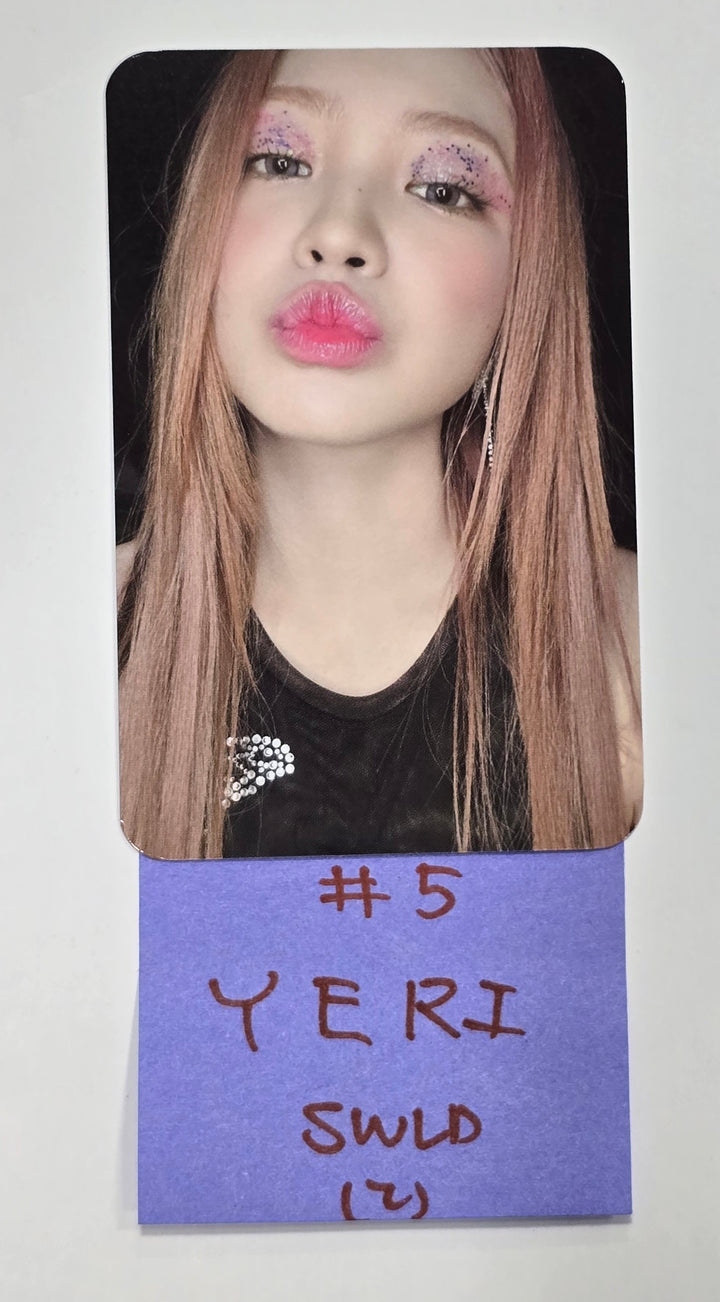 Red Velvet "Cosmic" - Soundwave Lucky Draw Event Photocard [24.7.9] - HALLYUSUPERSTORE