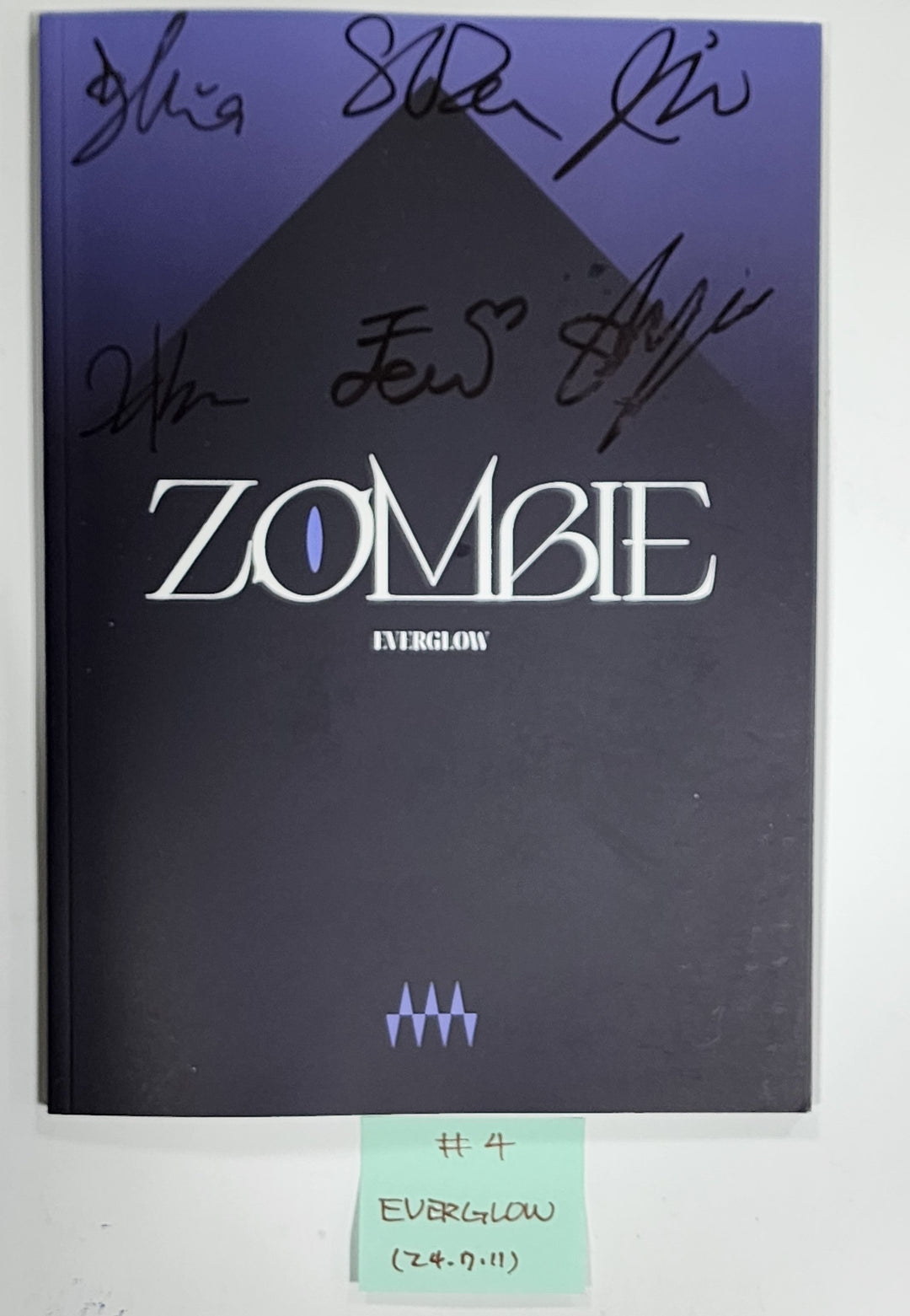 Everglow "ZOMBIE", Red Velvet "Cosmic", KISS OF LIFE "Midas Touch", NCT WISH "Songbird" - Hand Autographed(Signed) Promo Album [24.7.11] - HALLYUSUPERSTORE