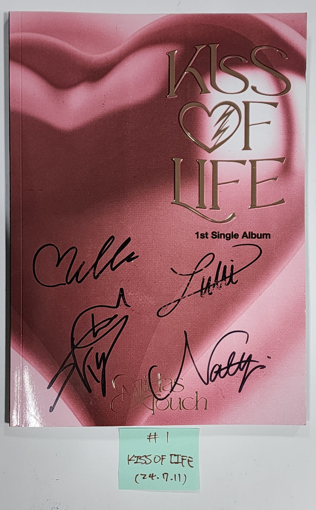 Everglow "ZOMBIE", Red Velvet "Cosmic", KISS OF LIFE "Midas Touch", NCT WISH "Songbird" - Hand Autographed(Signed) Promo Album [24.7.11] - HALLYUSUPERSTORE