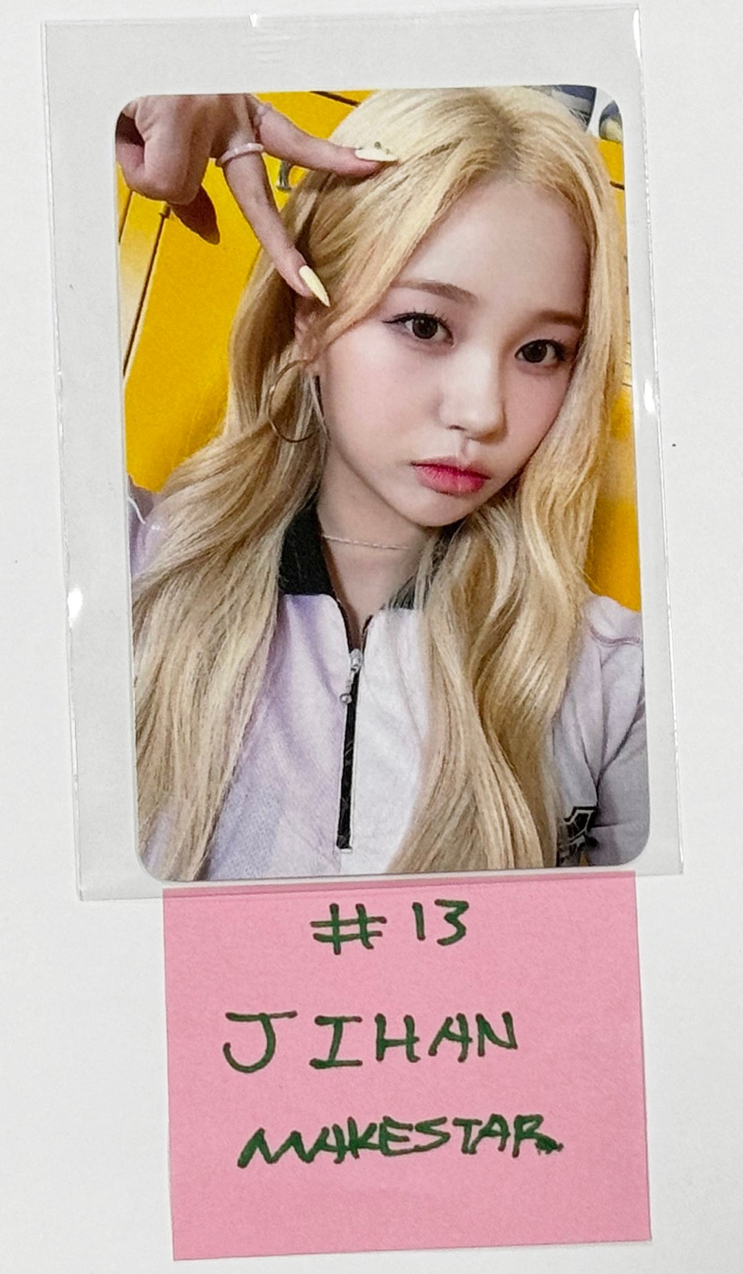 Weeekly "Bliss " - Makestar Pre-Order Benefit &amp; Fansign Event Photocard [24.7.12] - HALLYUSUPERSTORE