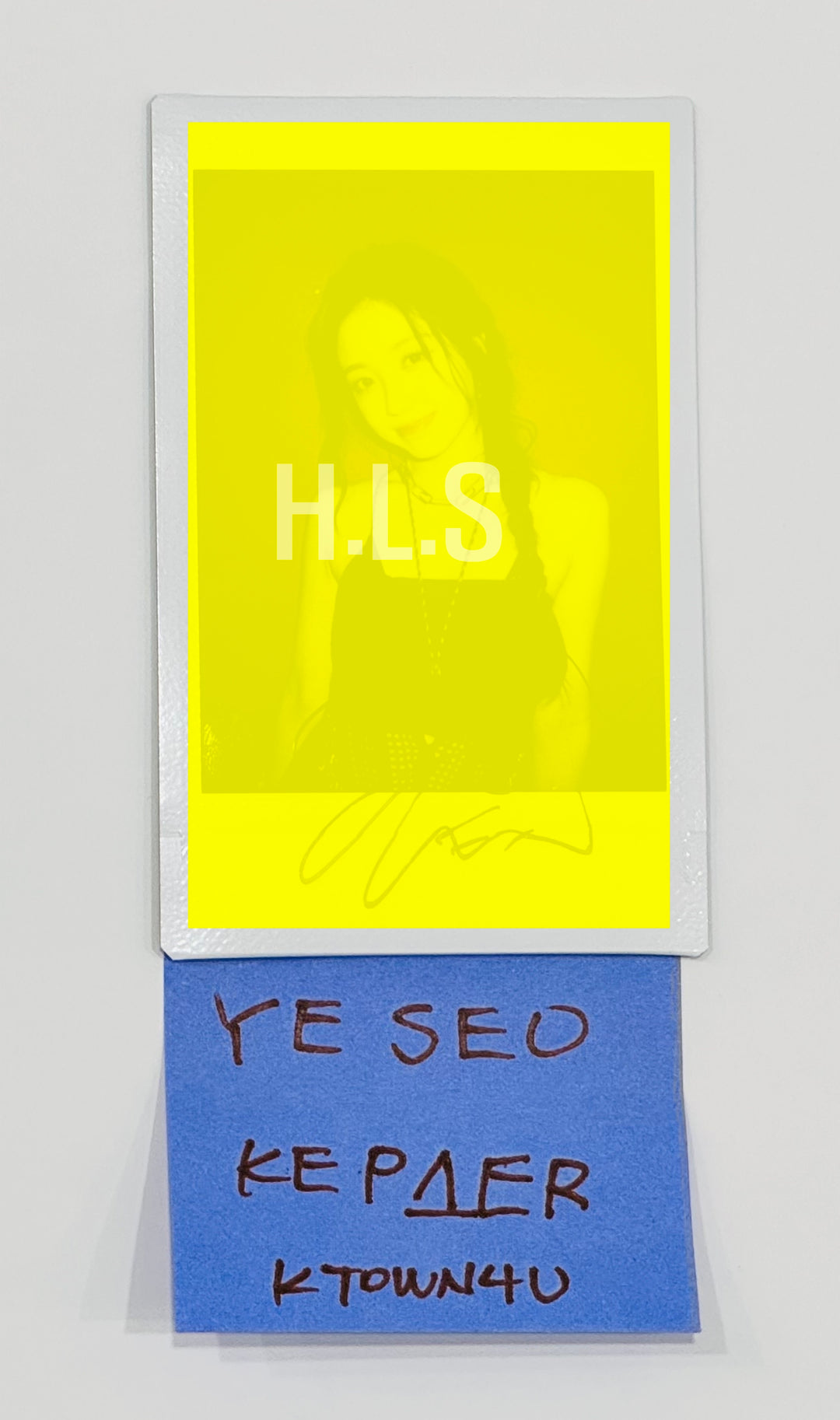 Yeseo (of Kep1er) "Kep1going On" - Hand Autographed(Signed) Polaroid [24.7.15] - HALLYUSUPERSTORE