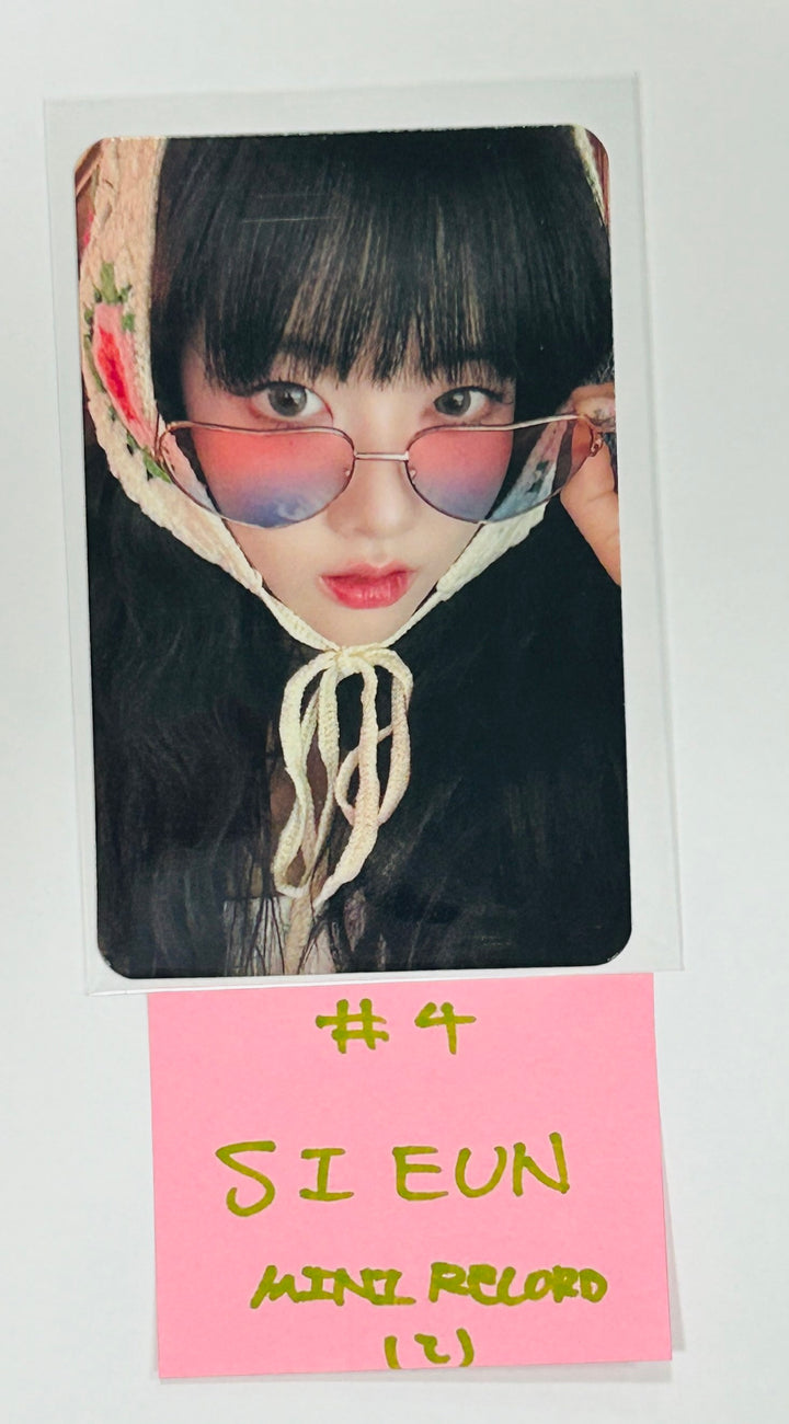 STAYC "Metamorphic" - Mini Record Fansign Event Photocard [Platform Ver.] [24.7.22] - HALLYUSUPERSTORE