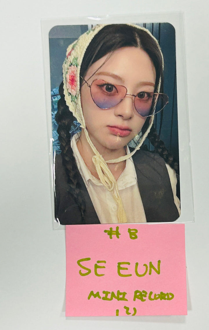 STAYC "Metamorphic" - Mini Record Fansign Event Photocard [Platform Ver.] [24.7.22] - HALLYUSUPERSTORE
