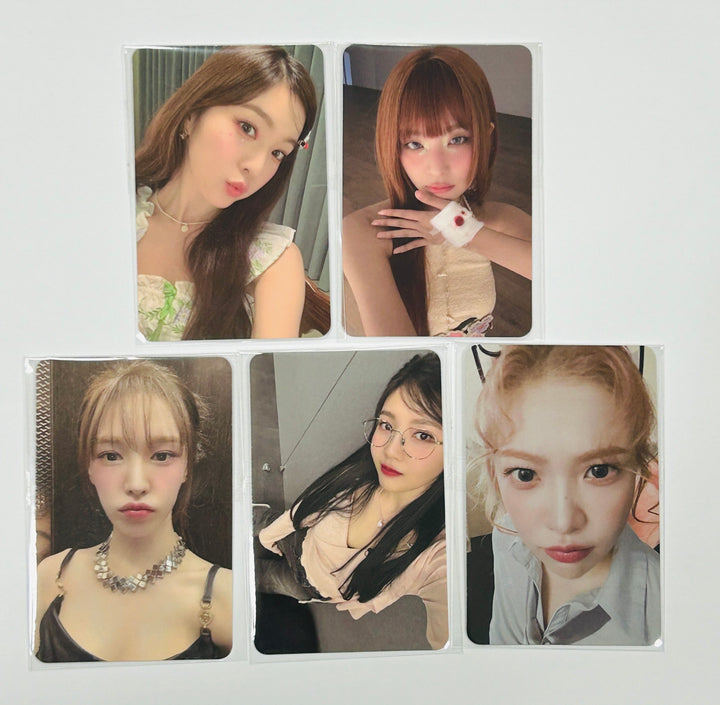 Red Velvet "Cosmic" - SM Town Lucky Draw Event Photocard [24.7.22] - HALLYUSUPERSTORE