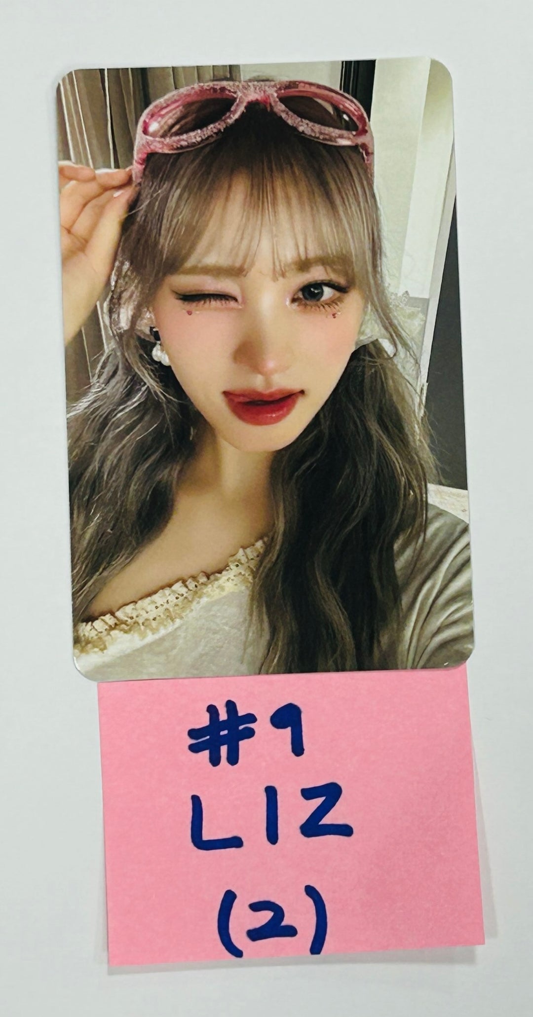 IVE THE 1ST WORLD TOUR ‘SHOW WHAT I HAVE’－ENCORE - Official Scratch Photocard [24.8.12] - HALLYUSUPERSTORE
