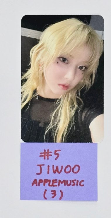 NMIXX "Fe3O4: STICK OUT" - Apple Music Pre-Order Benefit Photocard [24.8.20] - HALLYUSUPERSTORE