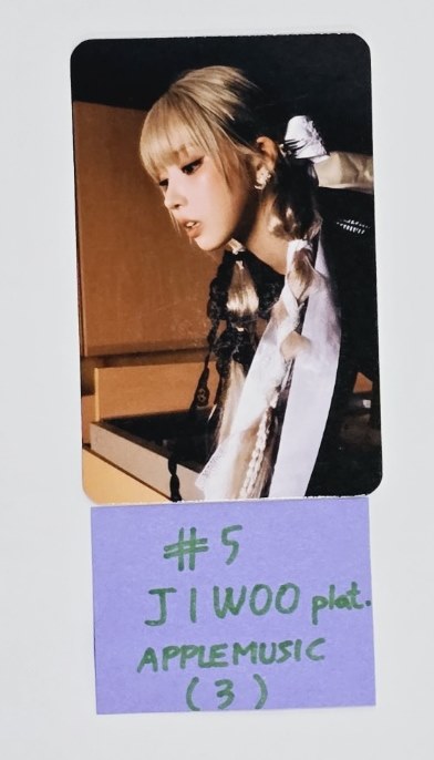 NMIXX "Fe3O4: STICK OUT" - Apple Music Pre-Order Benefit Photocard [Platform Ver.] [24.8.20] - HALLYUSUPERSTORE