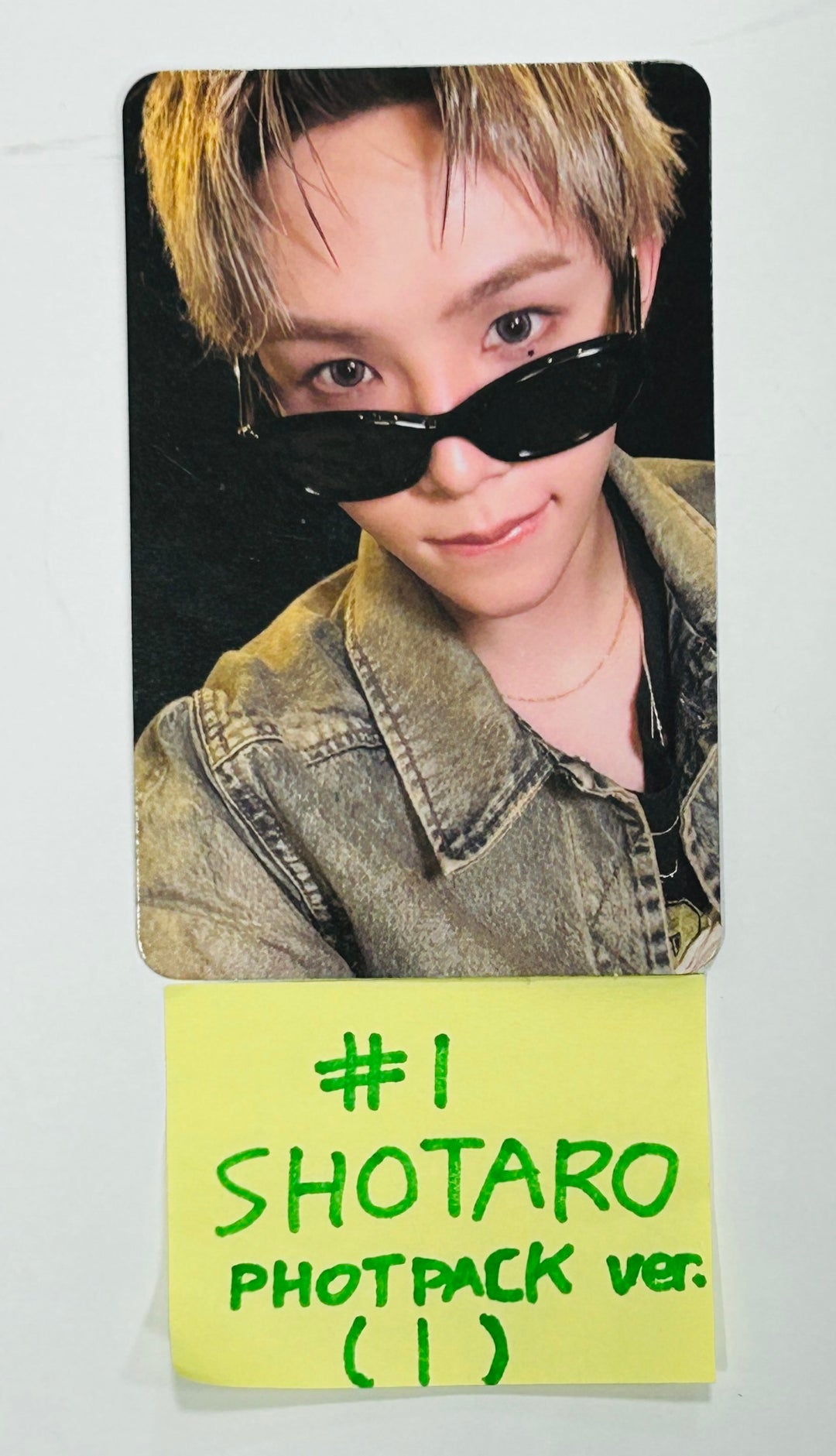 RIIZE "RIIZING" - Official Photocard [Photo Pack Ver.] (1) [24.8.21] - HALLYUSUPERSTORE