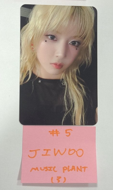 NMIXX "Fe3O4: STICK OUT" - Music Plant Pre-Order Benefit Photocard [24.8.21] - HALLYUSUPERSTORE