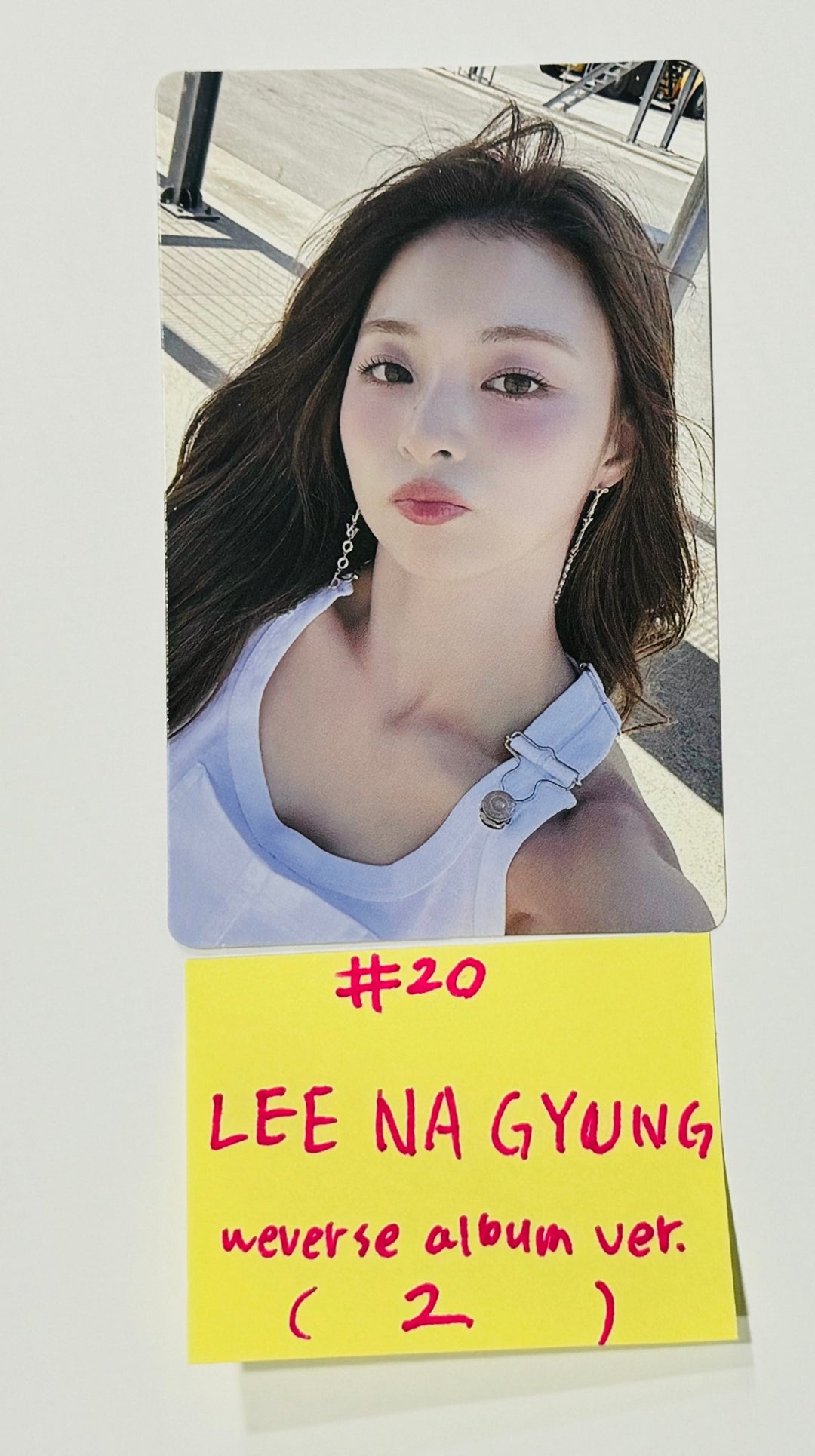Fromis_9 "SuperSonic" - Official Photocard [Weverse Album Ver.] [24.8.21] - HALLYUSUPERSTORE