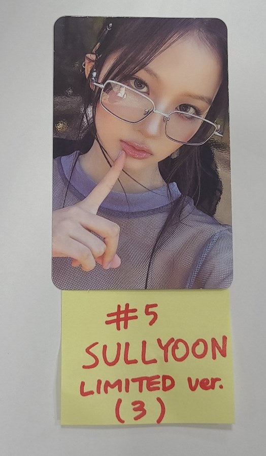 NMIXX "Fe3O4: STICK OUT" - Official Photocard [Limited Ver.] [24.8.21] - HALLYUSUPERSTORE