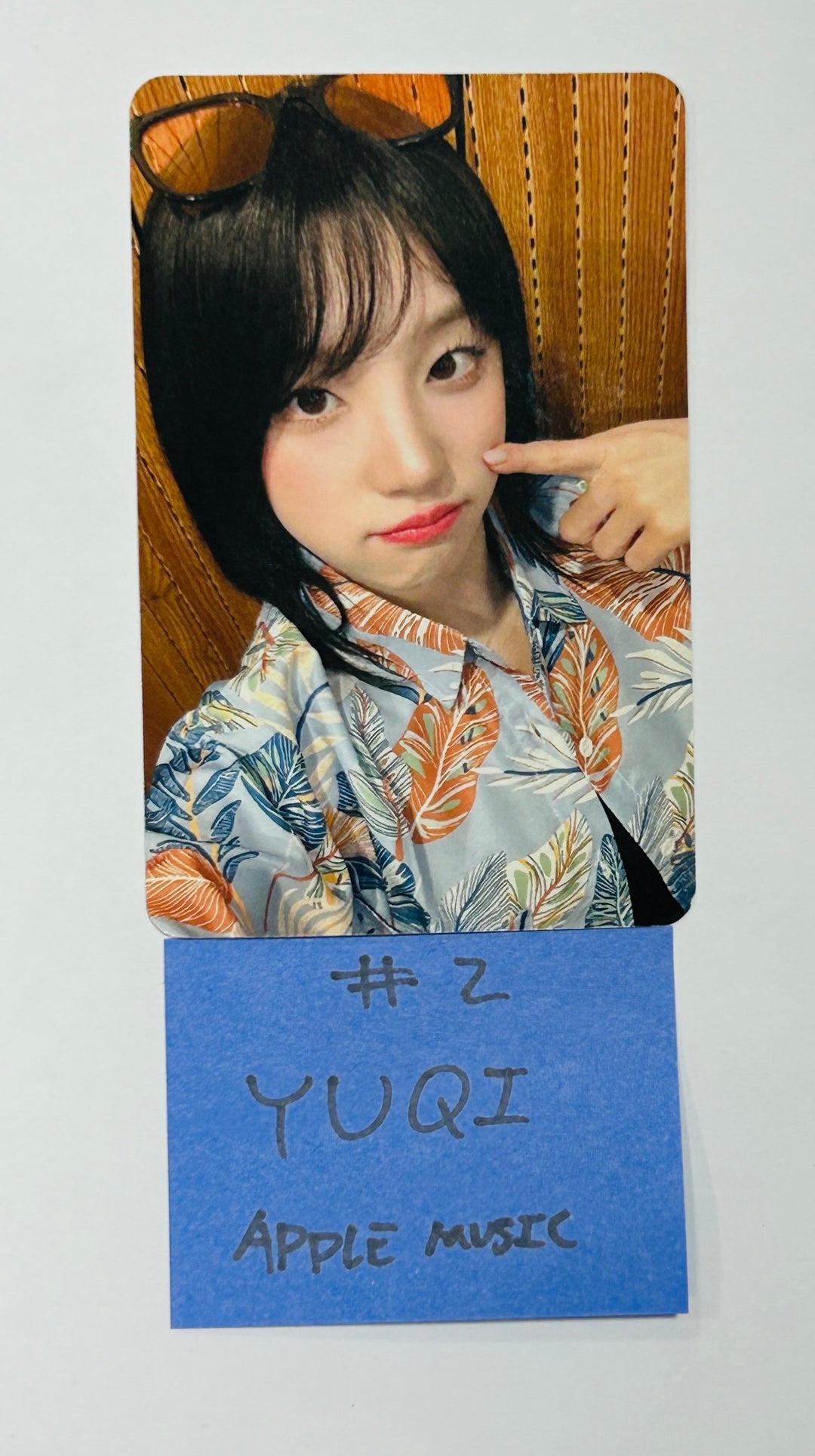 YUQI "YUQ1" - Apple Music Fansign Event Photocard [24.8.22] - HALLYUSUPERSTORE