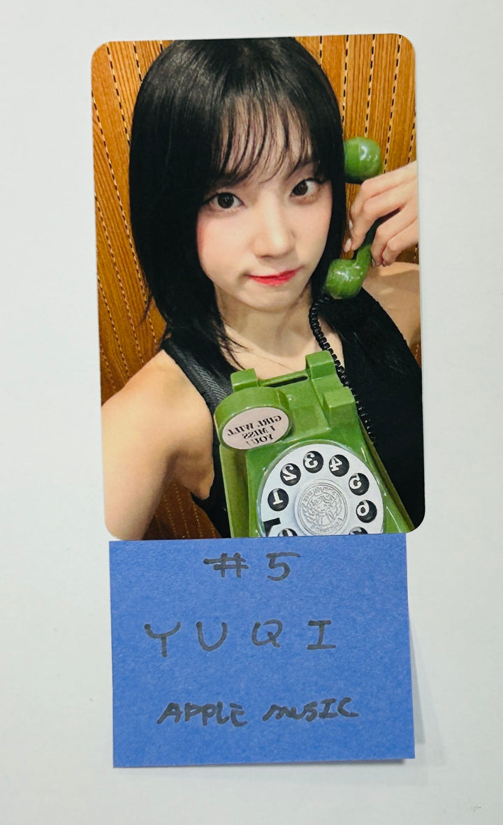 YUQI "YUQ1" - Apple Music Fansign Event Photocard [24.8.22] - HALLYUSUPERSTORE