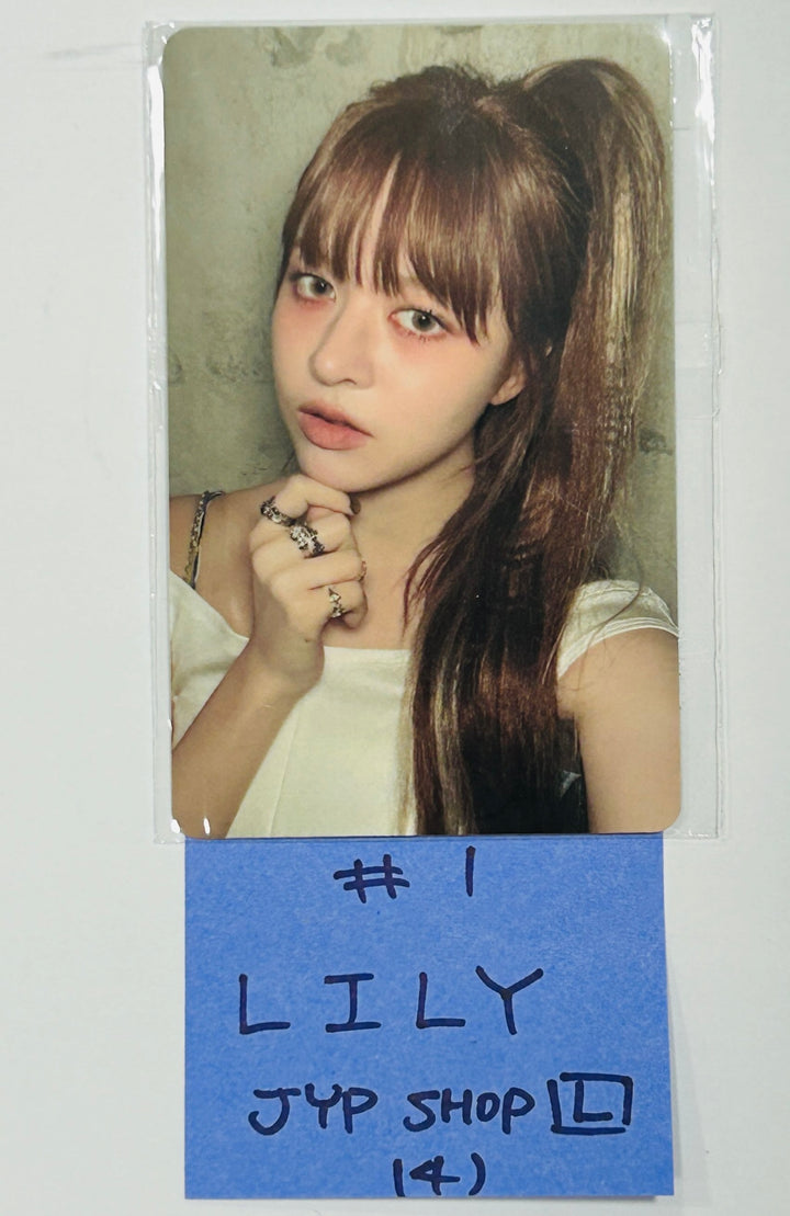 NMIXX "Fe3O4: STICK OUT" - JYP Shop Pre-Order Benefit Photocard [Limited Ver.] [Restocked 9/2] [24.8.22] - HALLYUSUPERSTORE