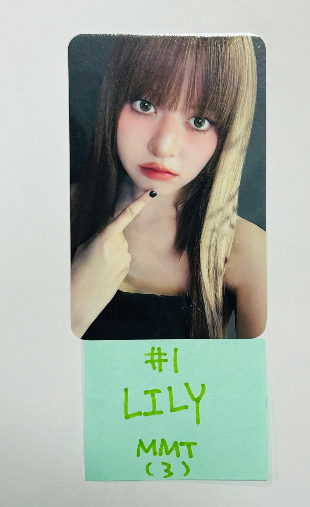 NMIXX "Fe3O4: STICK OUT" - MMT Pre-Order Benefit Photocard [24.8.23] - HALLYUSUPERSTORE