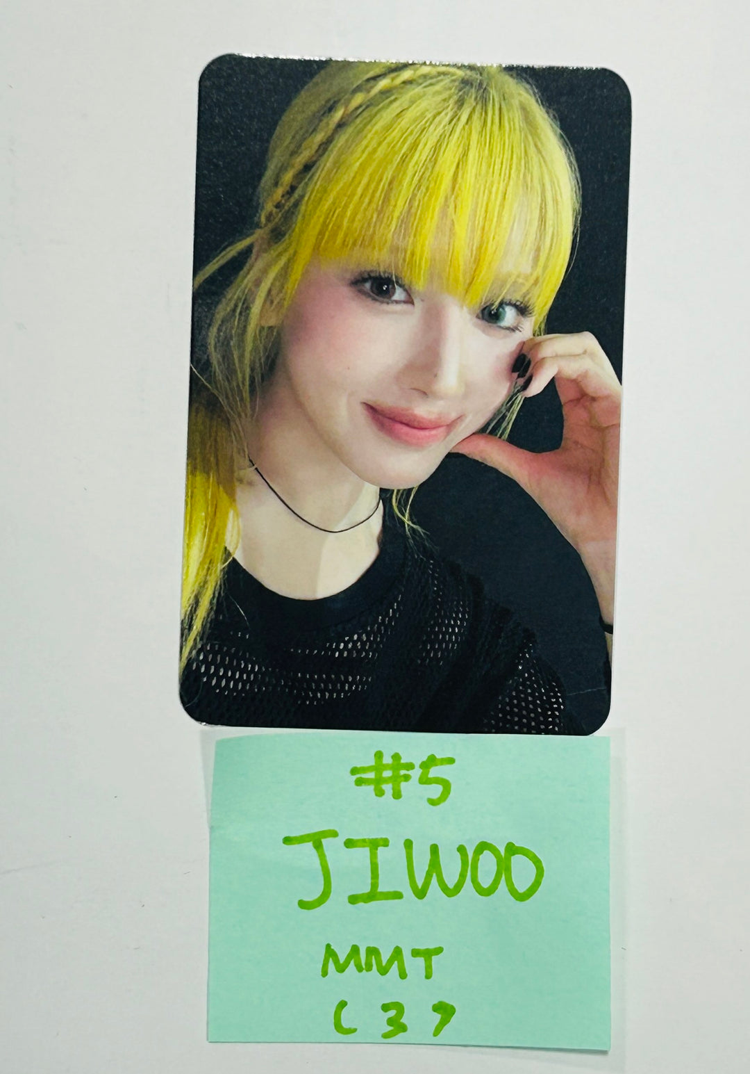 NMIXX "Fe3O4: STICK OUT" - MMT Pre-Order Benefit Photocard [24.8.23] - HALLYUSUPERSTORE