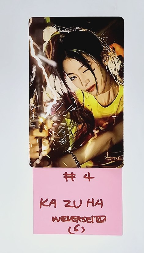 LE SSERAFIM "CRAZY" - Weverse Shop Pre-Order Benefit Photocard [Weverse Album Ver.] [24.9.3] - HALLYUSUPERSTORE
