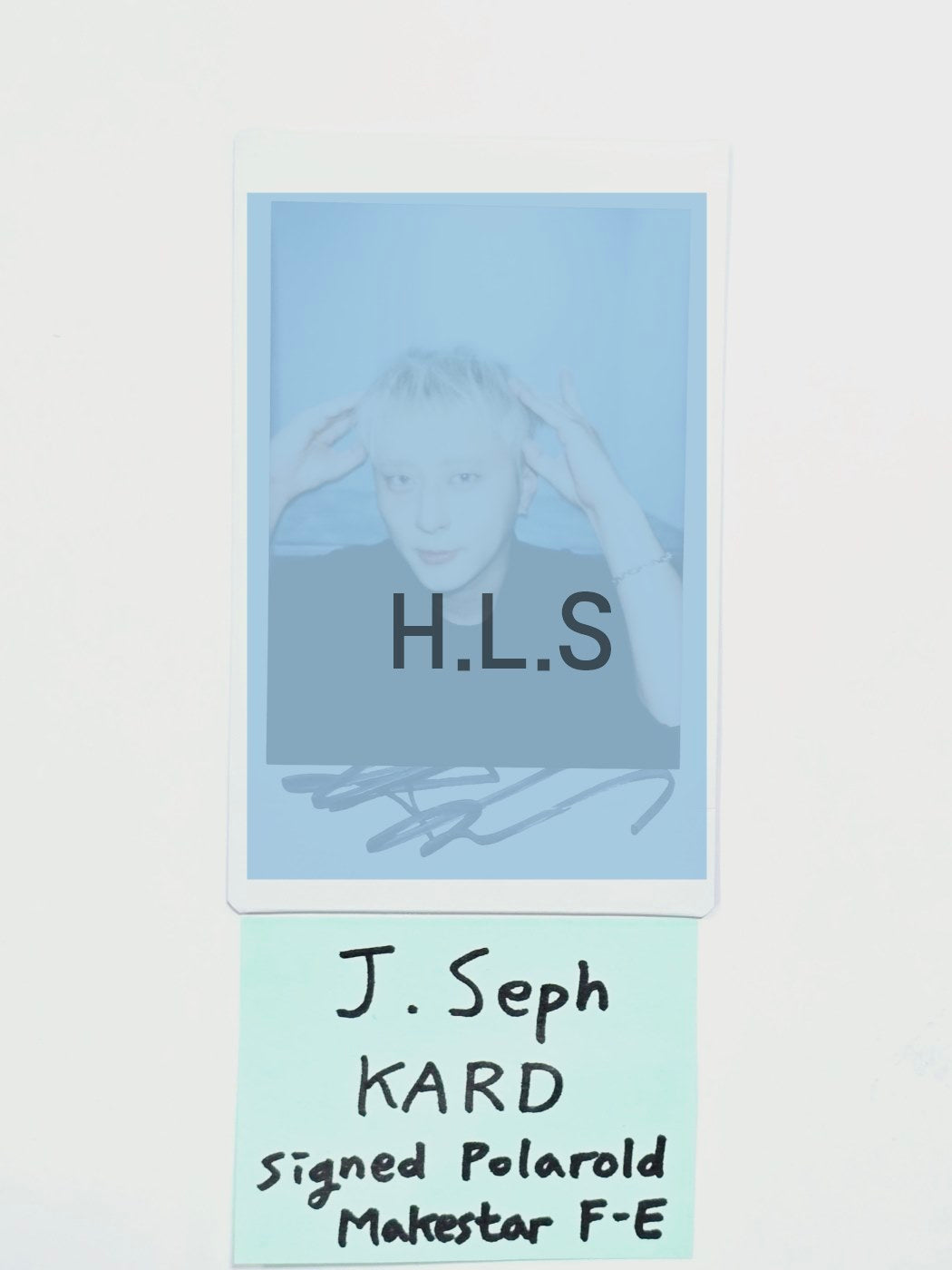 J.Seph (Of KARD) "Where To Now?" - Hand Autographed(Signed) Polaroid [24.9.6] - HALLYUSUPERSTORE