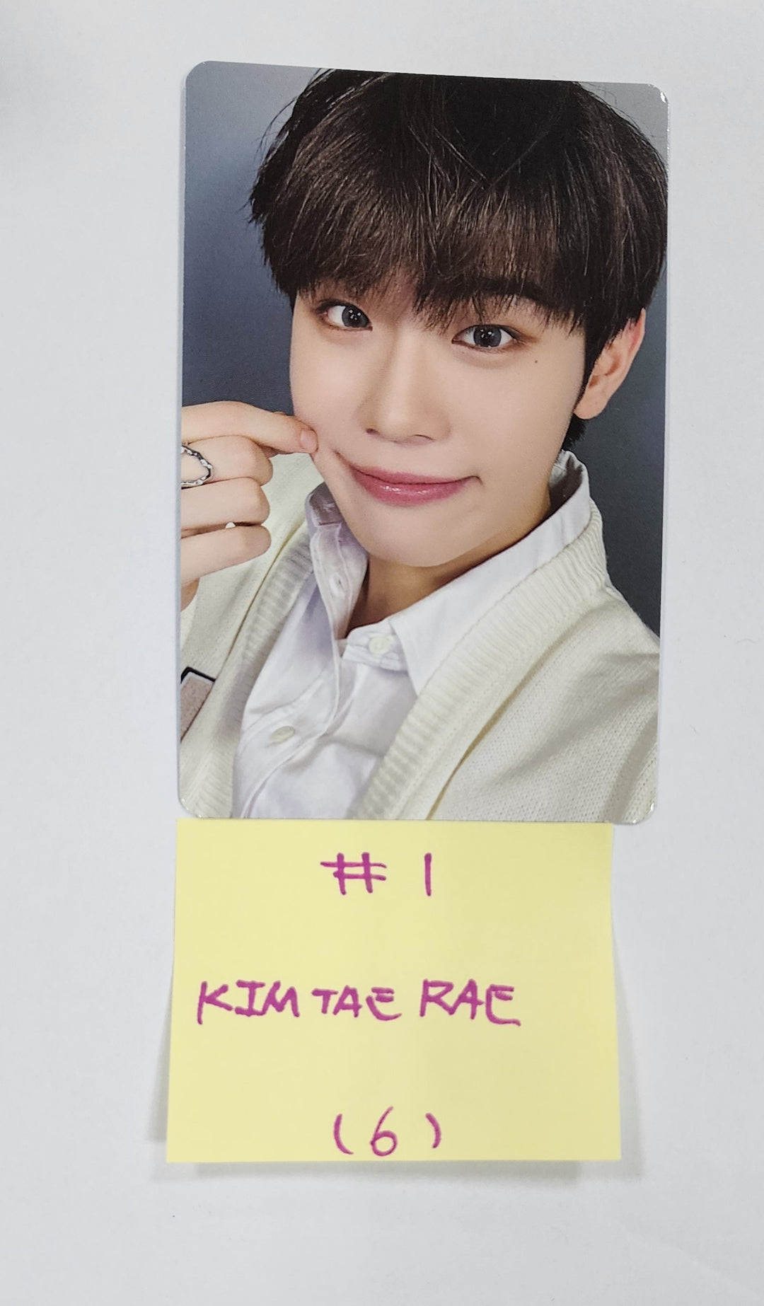 ZEROBASEONE(ZB1) "Timeless World" 2024 The 1st Tour - Official Trading Photocard (2) [24.9.20] - HALLYUSUPERSTORE