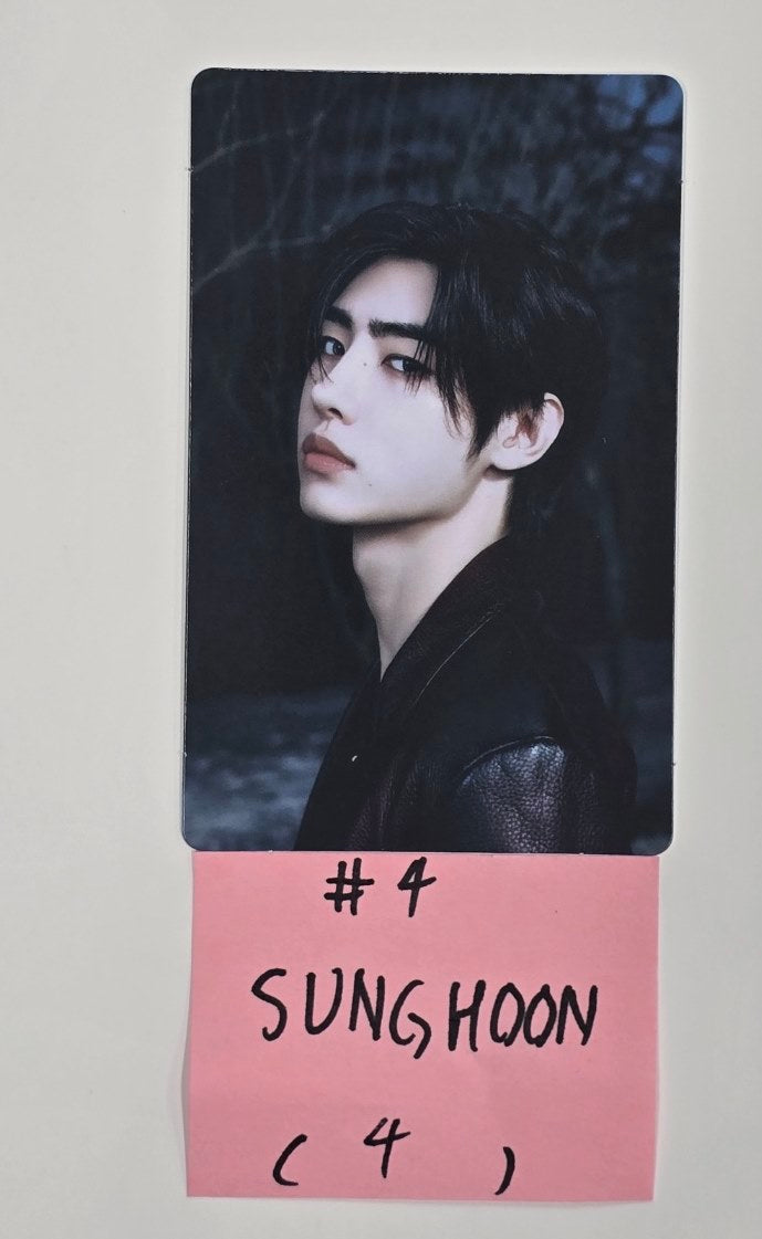 Enhypen "Walk the Line" World Tour - Official Trading Photocard (2) [24.9.30] - HALLYUSUPERSTORE