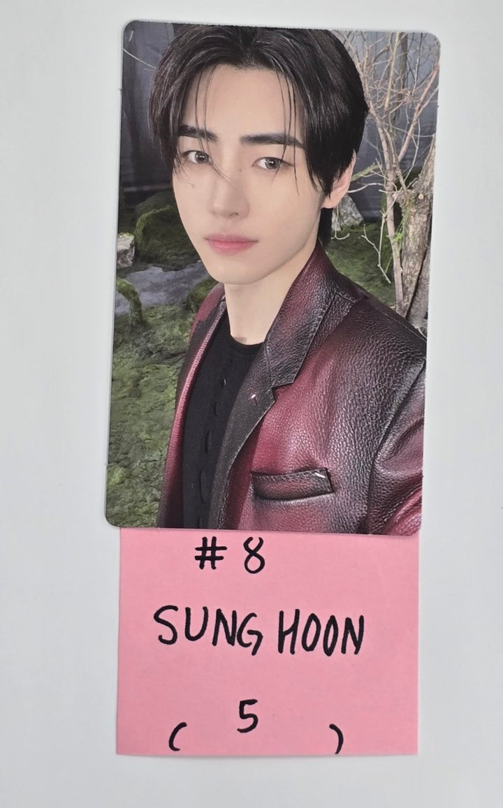 Enhypen "Walk the Line" World Tour - Official Trading Photocard (2) [24.9.30] - HALLYUSUPERSTORE