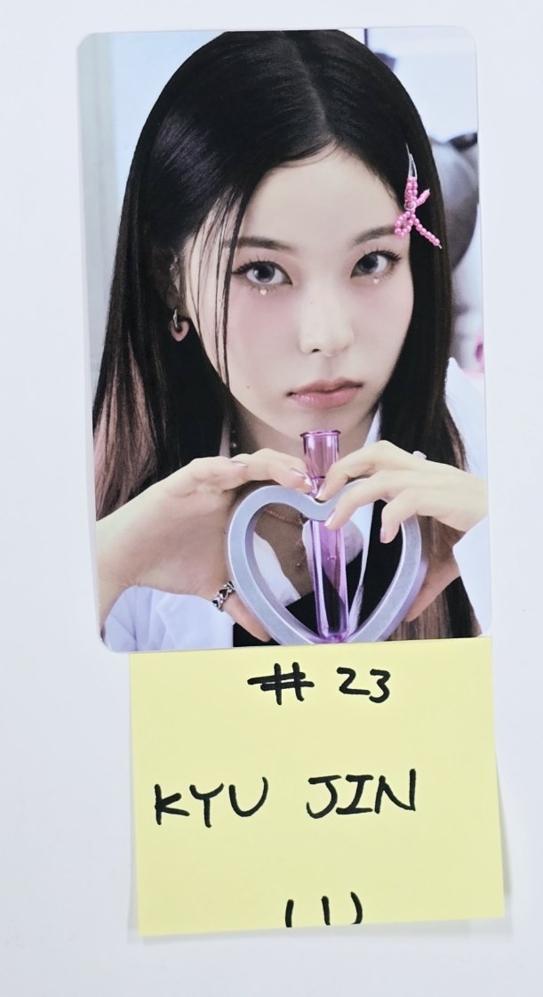 NMIXX "CHANGE UP : MIXX LAB" - Official Trading Photocard [24.10.4] - HALLYUSUPERSTORE
