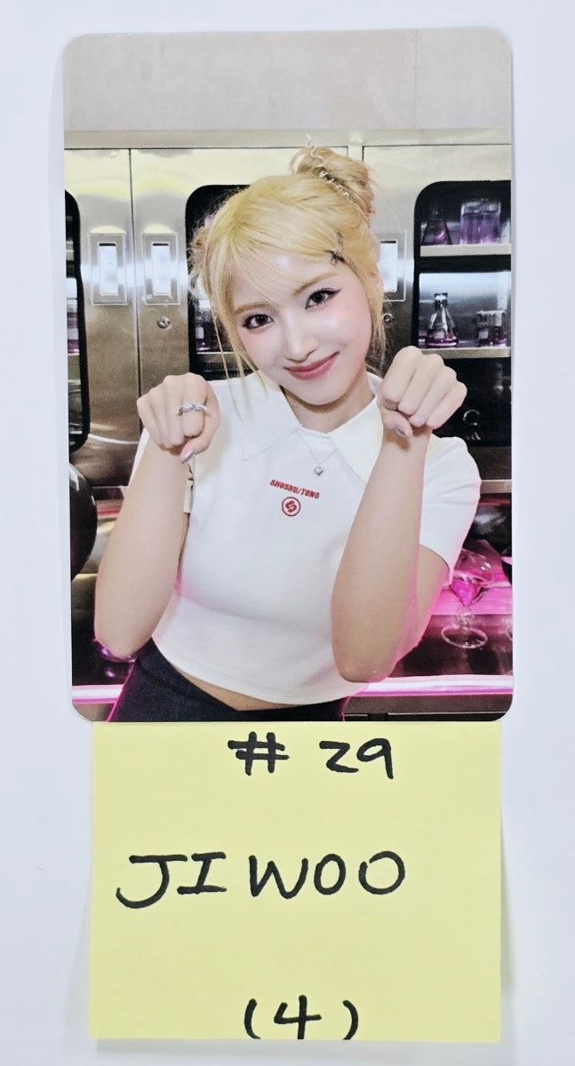 NMIXX "CHANGE UP : MIXX LAB" - Official Trading Photocard [24.10.4] - HALLYUSUPERSTORE