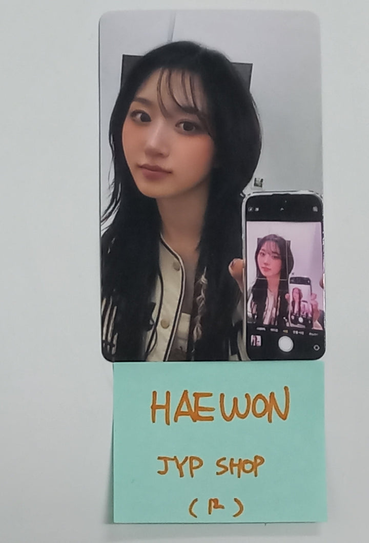 Haewon (Of NMIXX) "Fe3O4: STICK OUT" - JYP Shop Fansign Event Photocard [24.10.10] - HALLYUSUPERSTORE