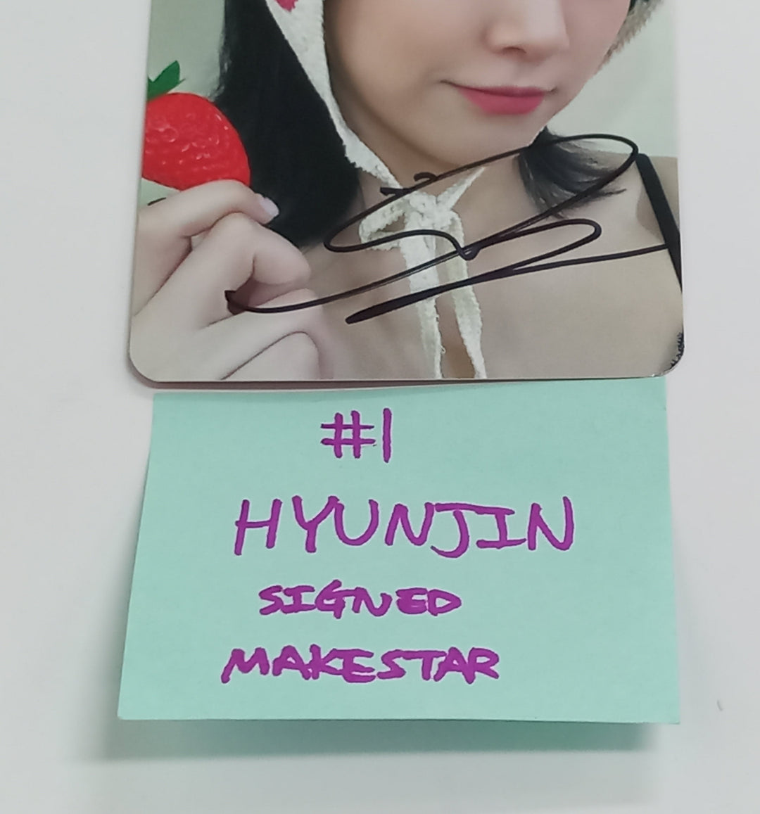 Loossemble "TTYL" - Hand Autographed(Signed) Photocard, 4 Cut Photo [24.10.10] - HALLYUSUPERSTORE