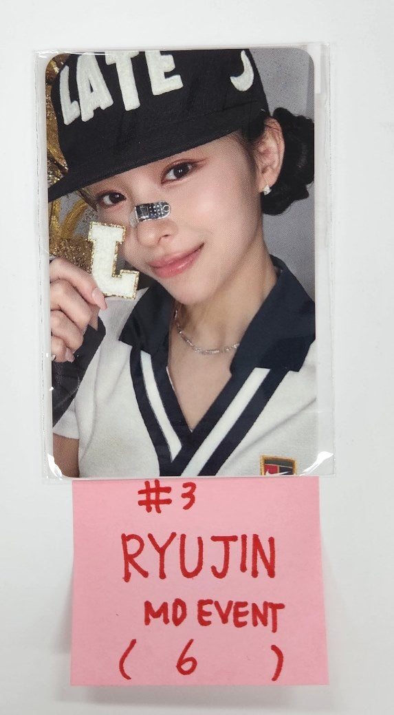 ITZY "Gold" - Pop-Up Store MD Event Photocard [24.10.16]